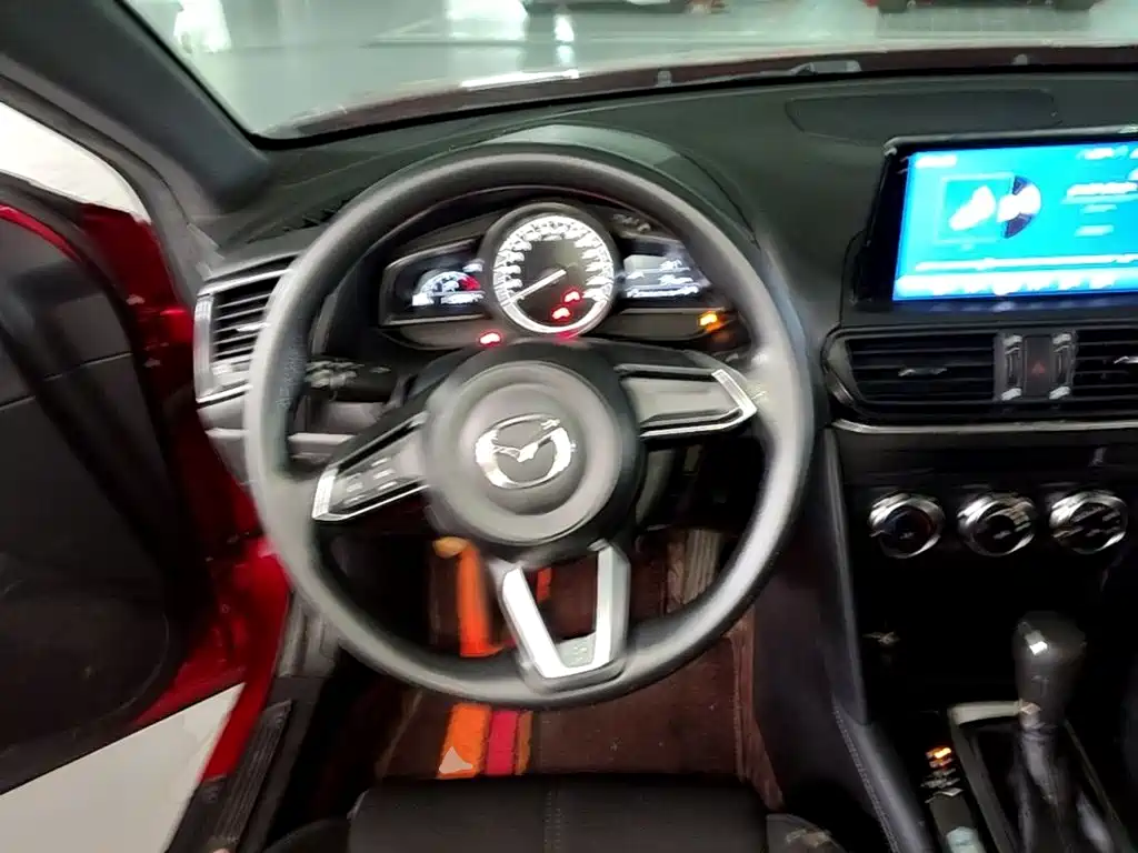 Mazda CX-4 2019 — фото 15