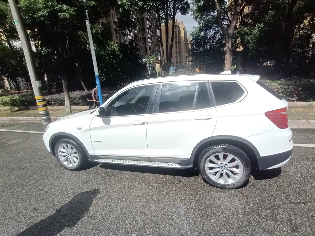 BMW X3 2013 — фото 11