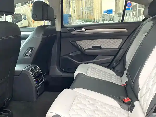 Volkswagen Magotan 2023