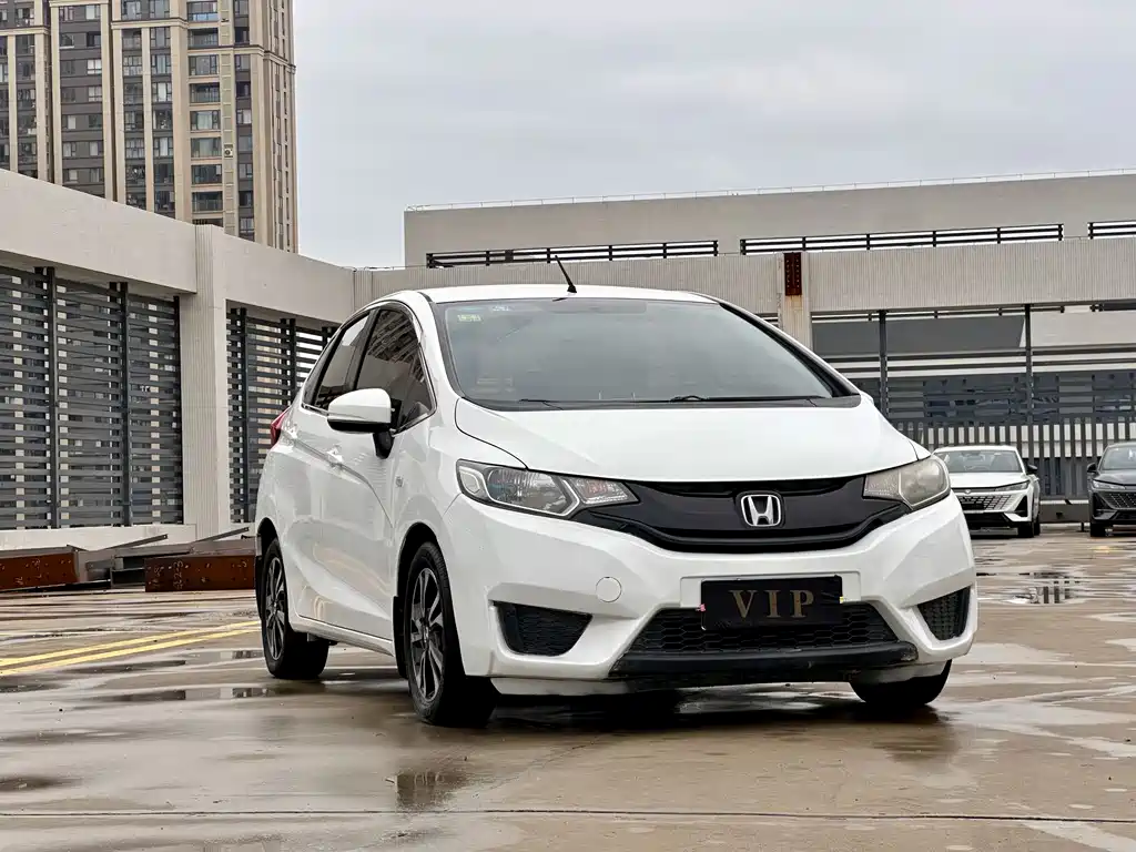 Honda Fit 2016 — фото 3