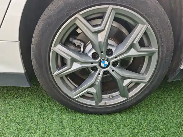 BMW i3 2025