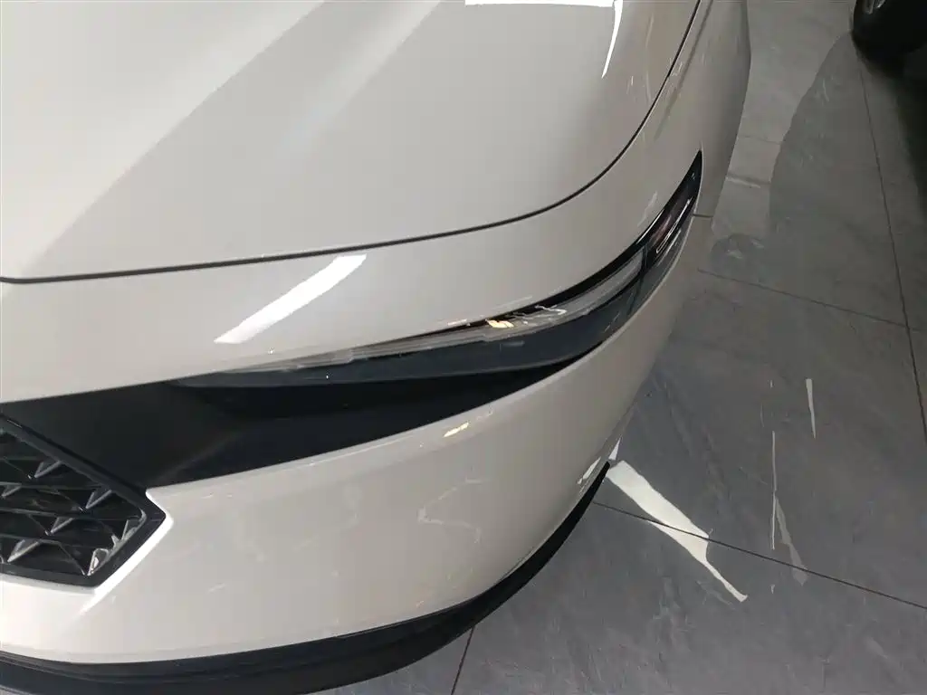 Honda Accord 2023 — фото 15