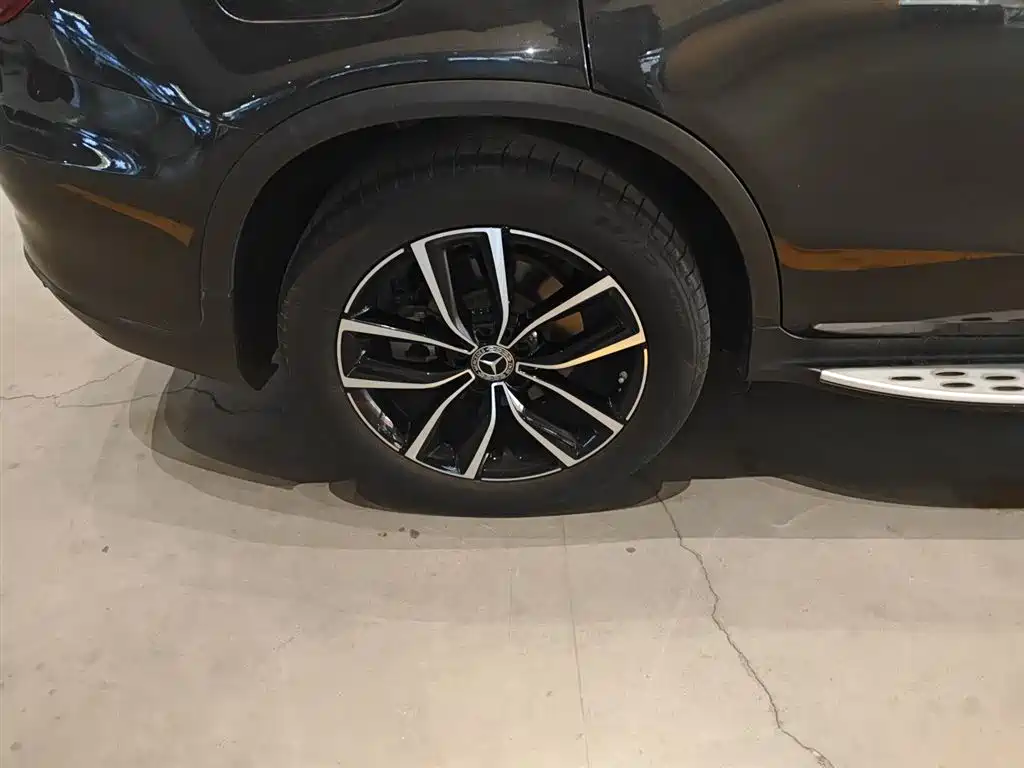 Mercedes-Benz GLC 2020 — фото 21