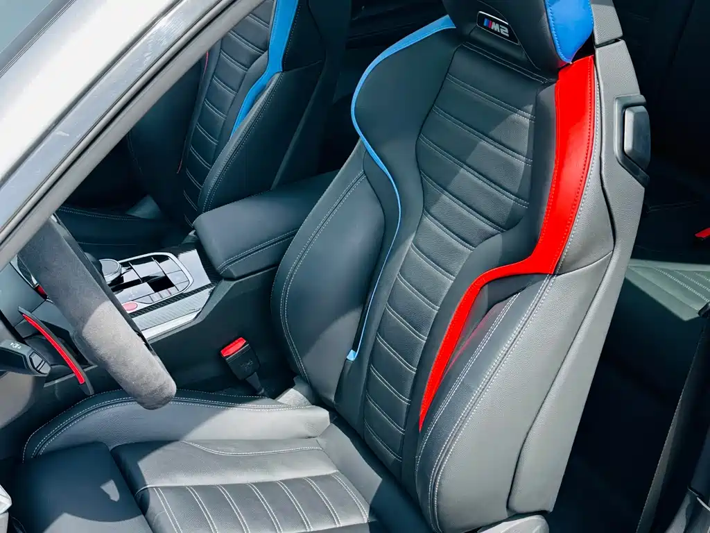 BMW M2 2025 — фото 18
