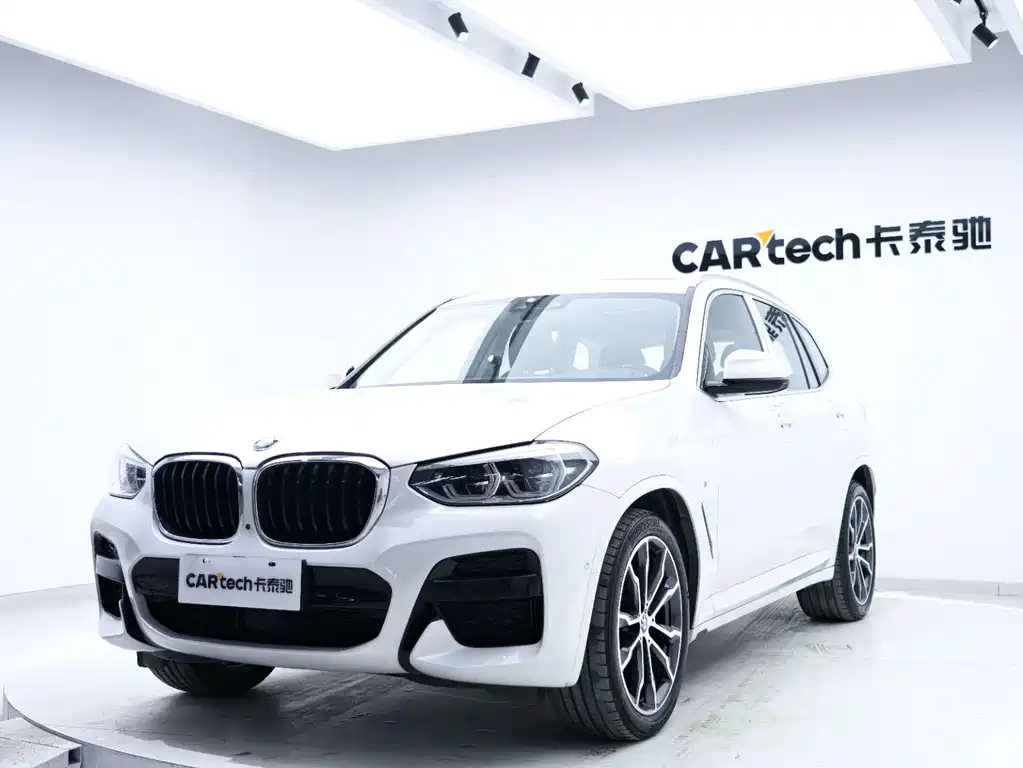 BMW X3 2021 — фото 9