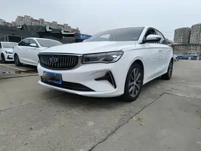 Geely Emgrand 2021