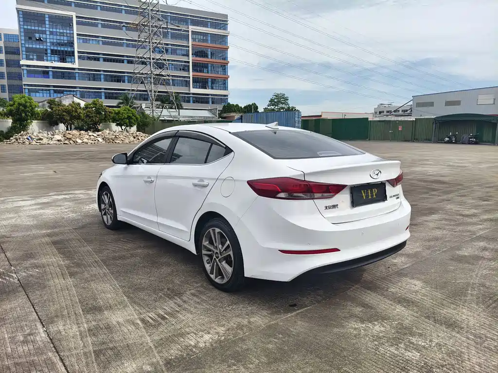 Hyundai Celesta 2016 — фото 4