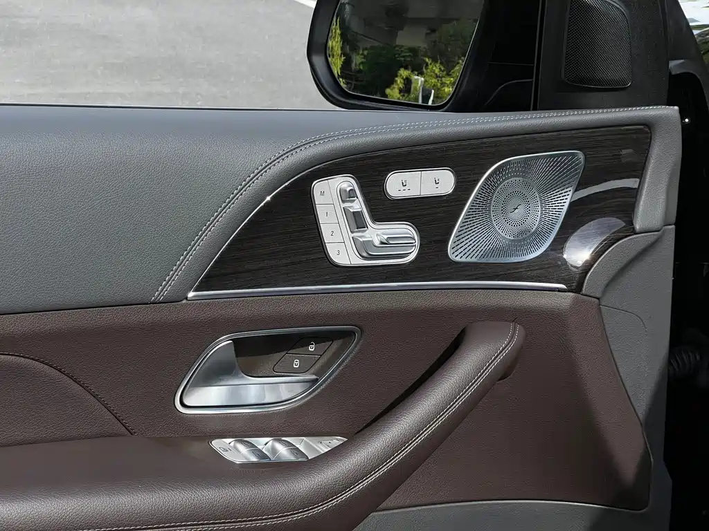 Mercedes-Benz GLS 2020 — фото 14