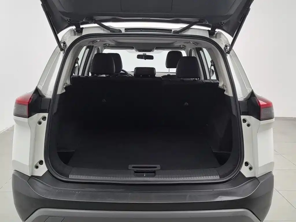 Nissan X-Trail 2023 — фото 16