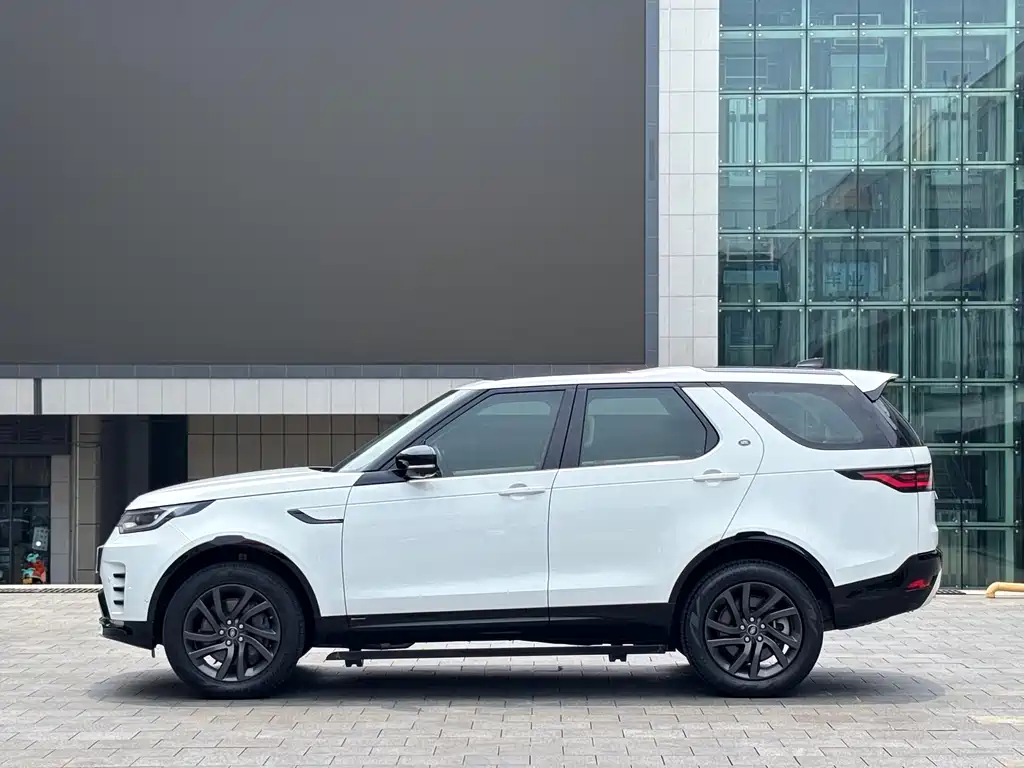 Land Rover Discovery 2021 — фото 3