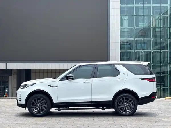 Land Rover Discovery 2021