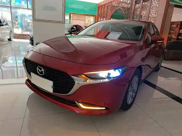 Mazda 3 Axela 2022