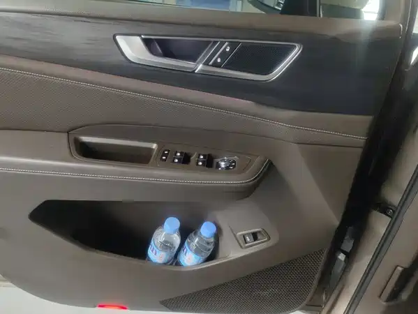 Volkswagen Viloran 2023