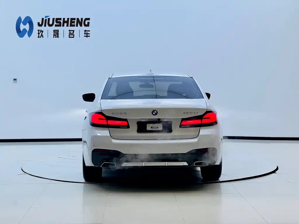 BMW 5 Series 2023