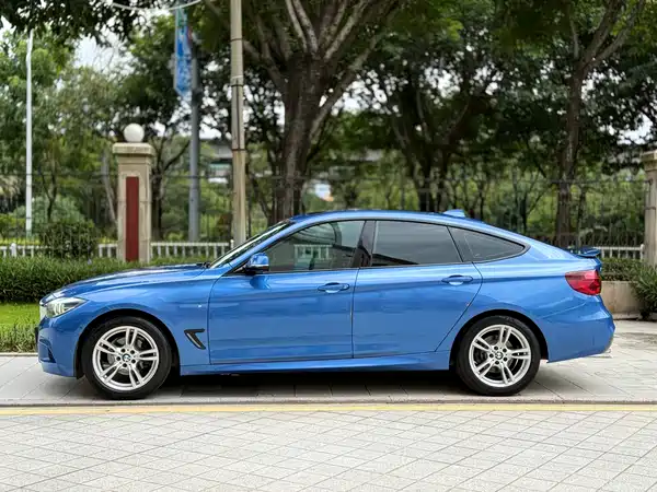 BMW 3 Series GT 2019