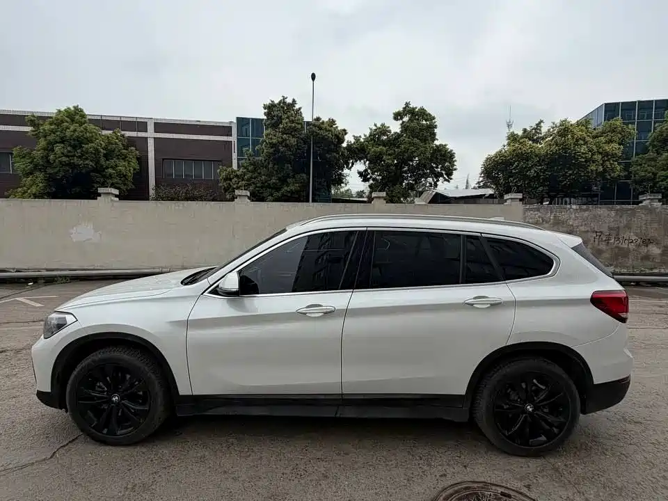 BMW X1 2020 — фото 3