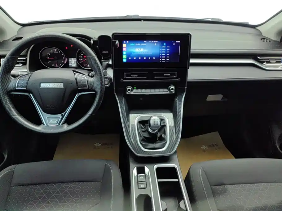 Haval M6 2021 — фото 12