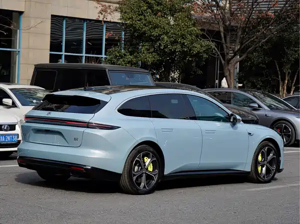 NIO ET5T 2025