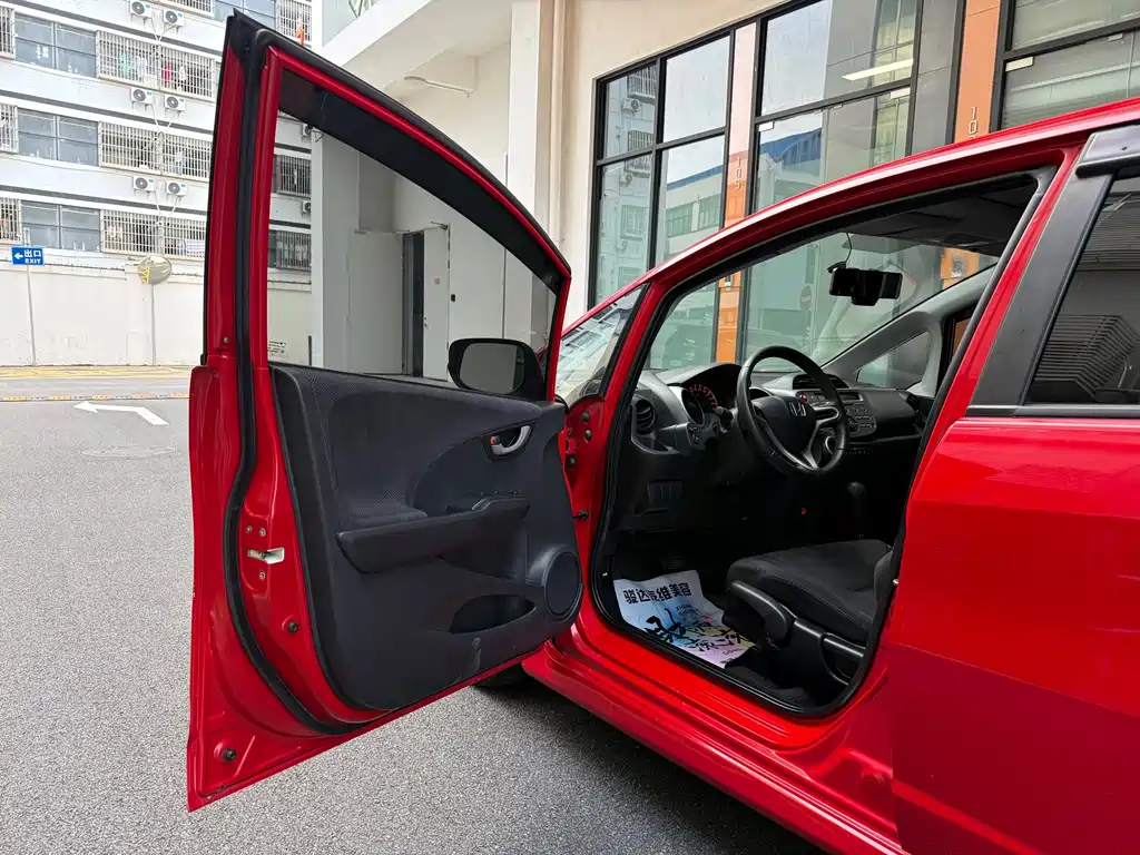 Honda Fit 2008 — фото 9