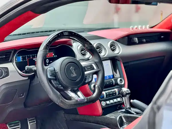 Ford Mustang 2020