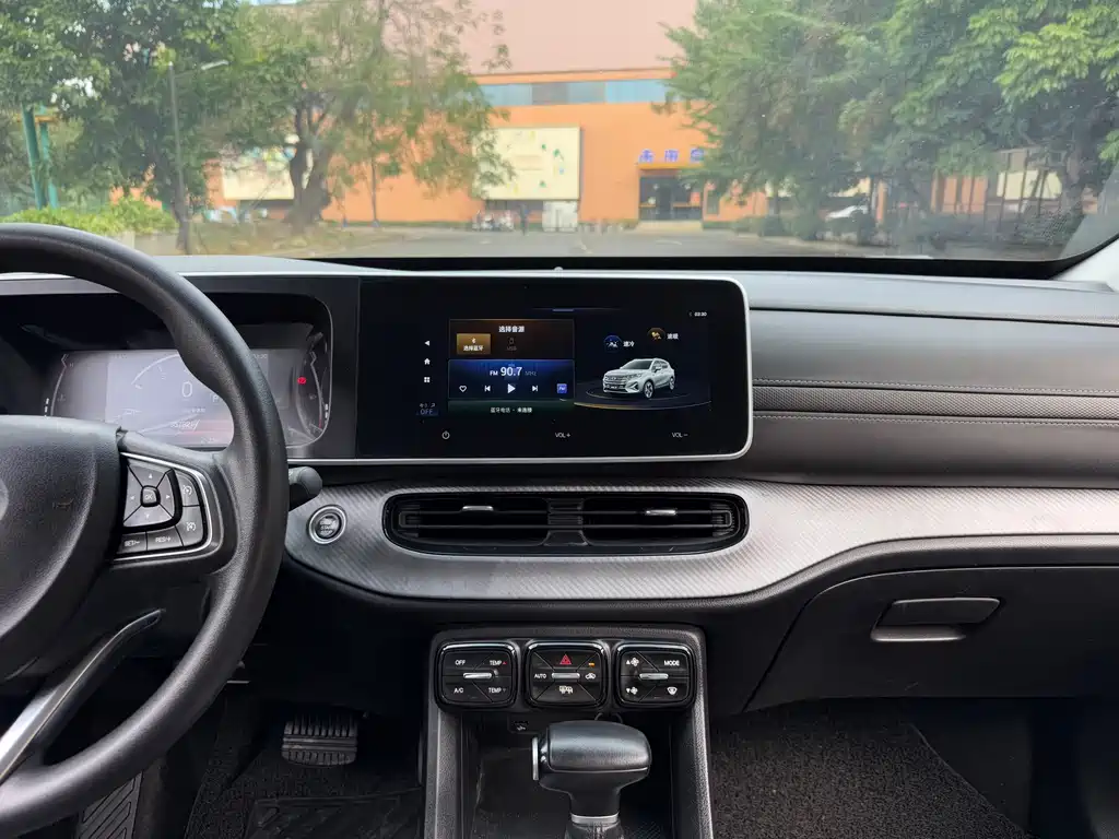 GAC Motor Trumpchi GS3 2023 — фото 15