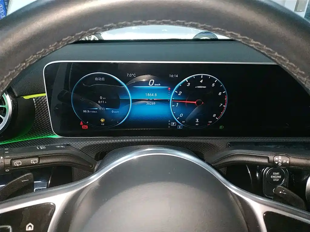 Mercedes-Benz A-Class 2020 — фото 4