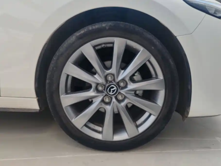 Mazda 3 Axela 2022