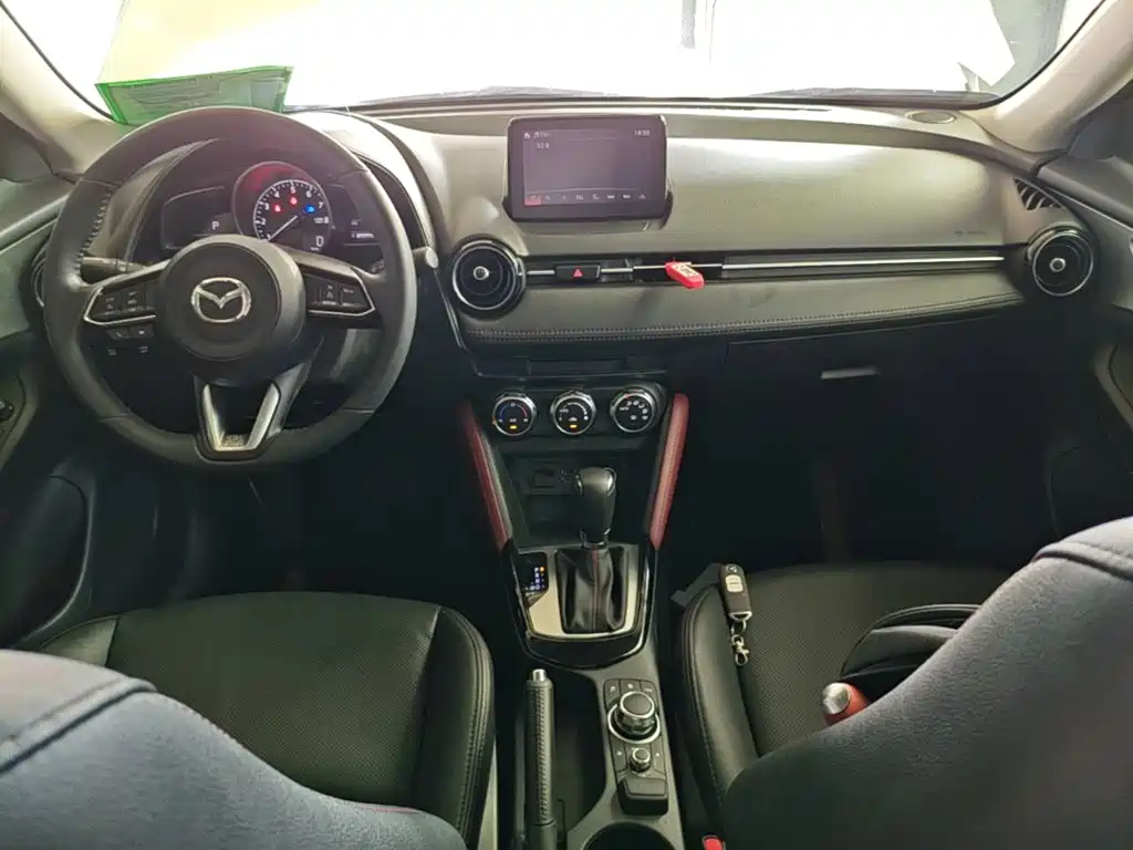 Mazda CX-3 2018 — фото 10