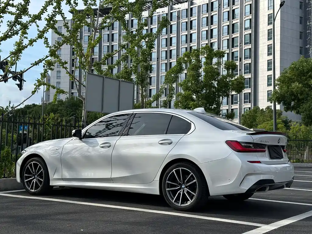 BMW 3 Series 2020