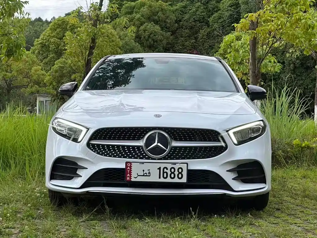 Mercedes-Benz A-Class 2019 — фото 2