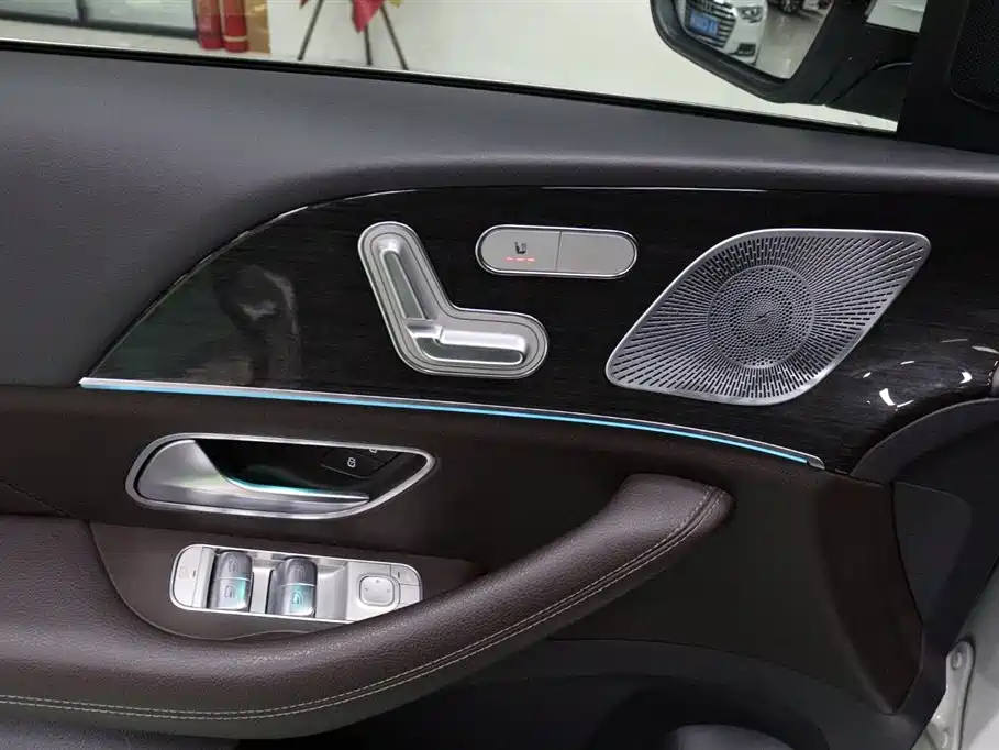 Mercedes-Benz GLE 2020 — фото 20
