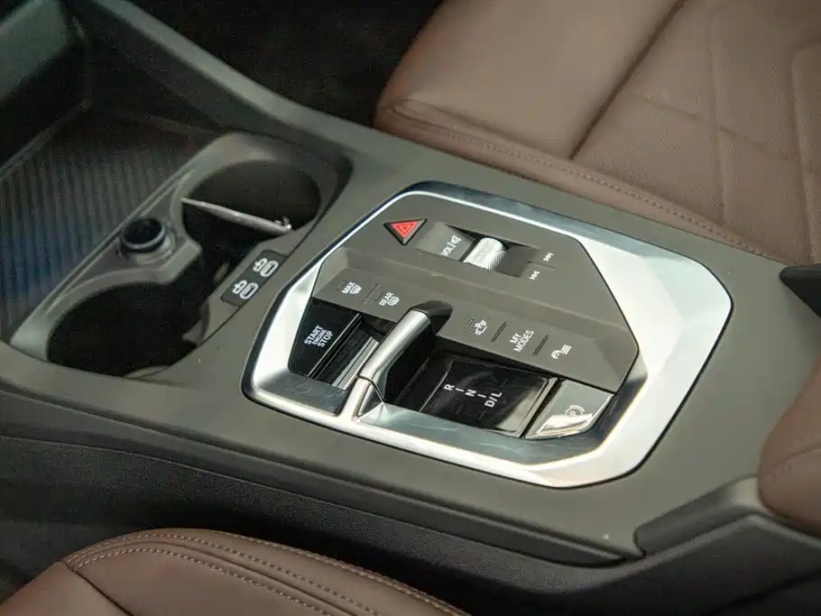 BMW 2 Series 2025 — фото 15