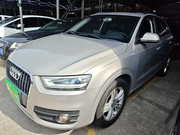 Audi Q3 2015
