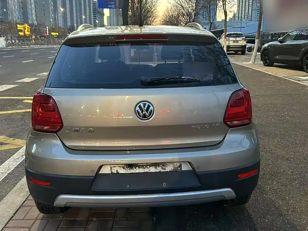 Volkswagen Polo 2015 — фото 6