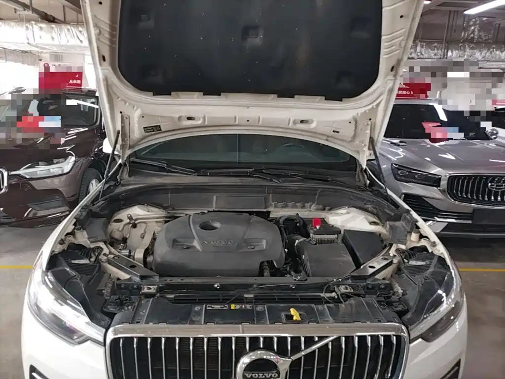Volvo XC60 2021 — фото 20