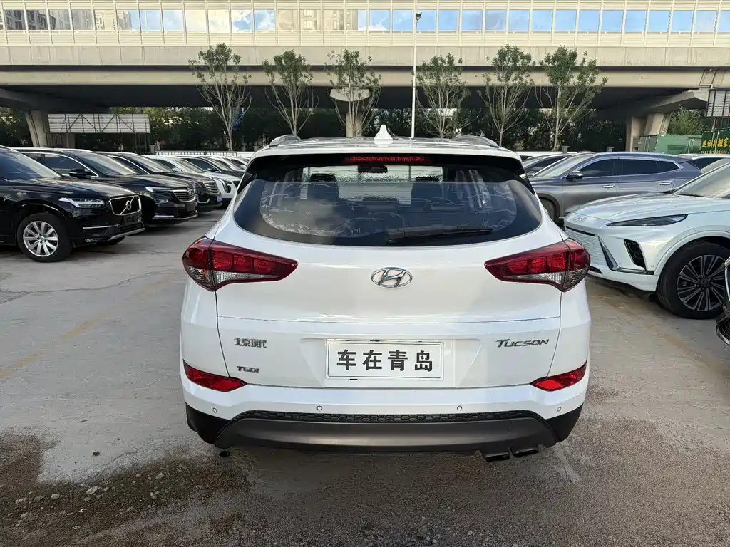 Hyundai Tucson 2016 — фото 9