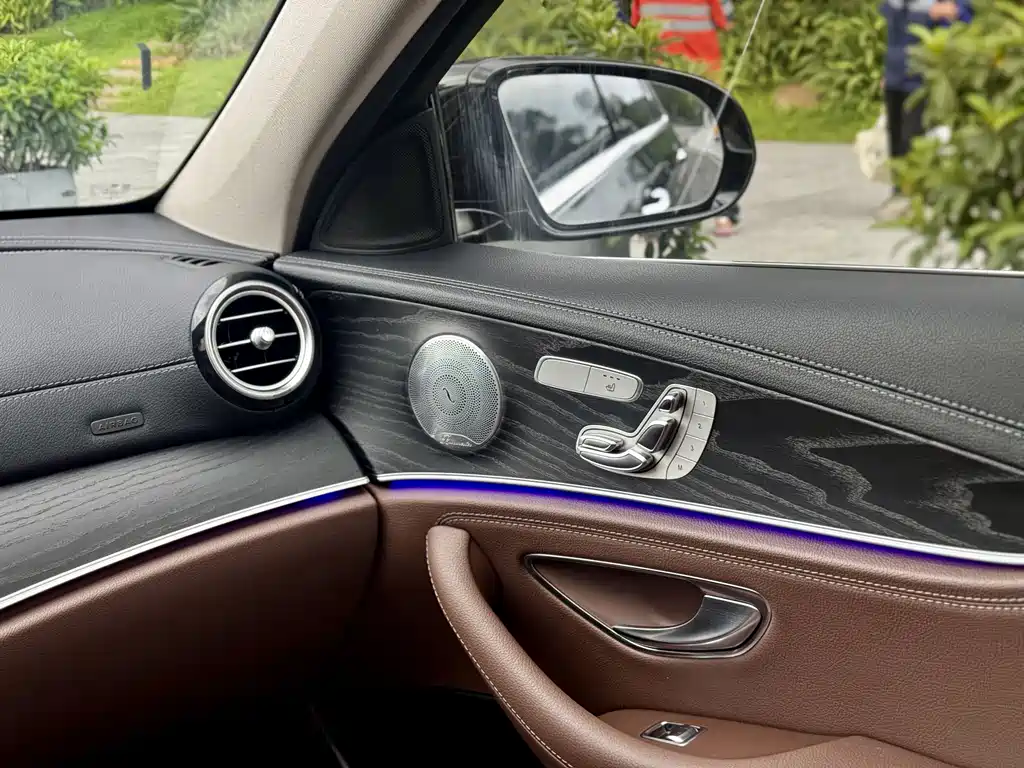 Mercedes-Benz E-Class 2020 — фото 6