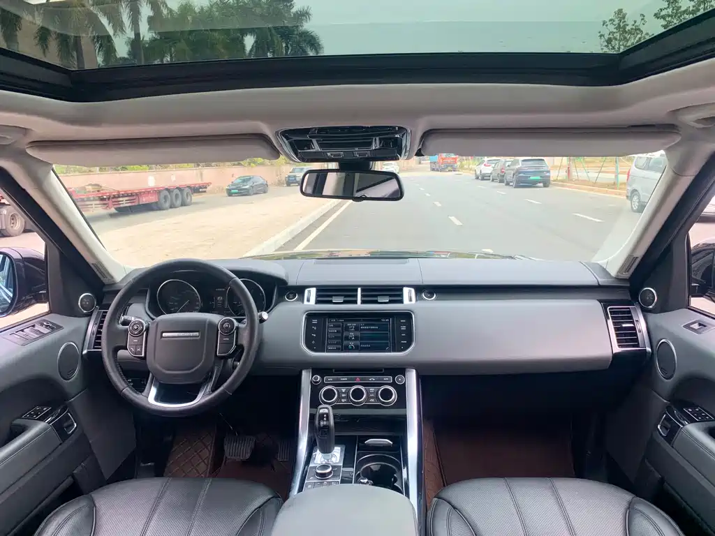 Land Rover Range Rover Sport 2015 — фото 11