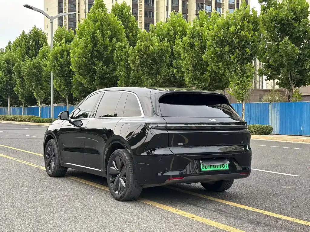 Li Auto Li L6 2026