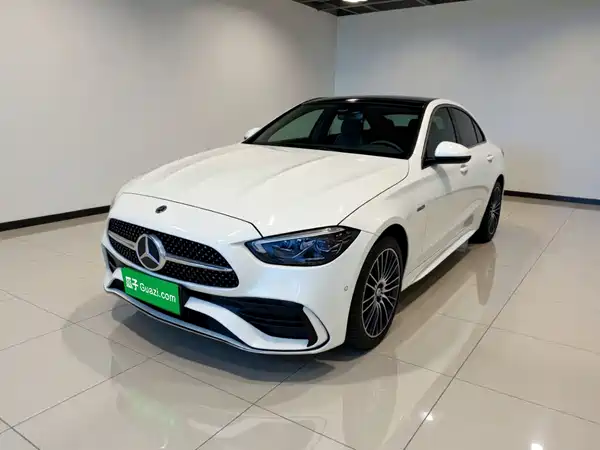 Mercedes-Benz C-Class 2024