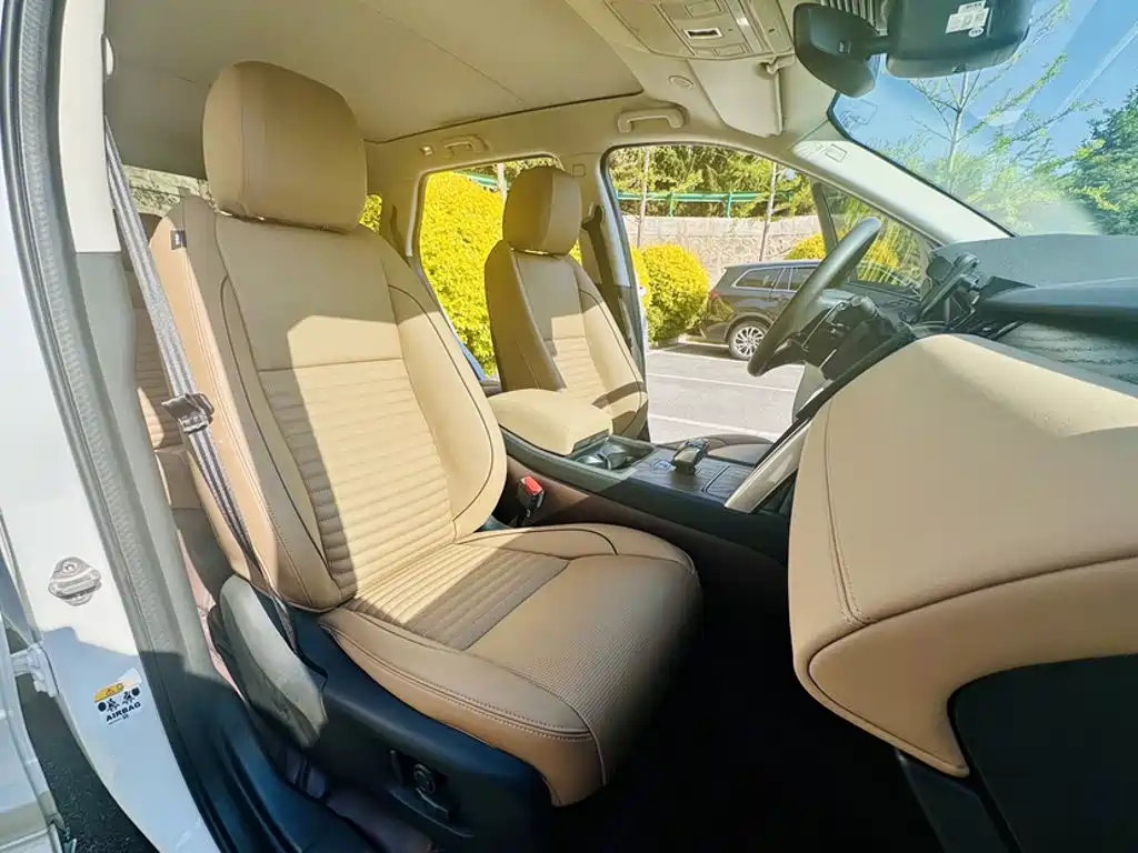 Land Rover Discovery Sport 2025 — фото 17