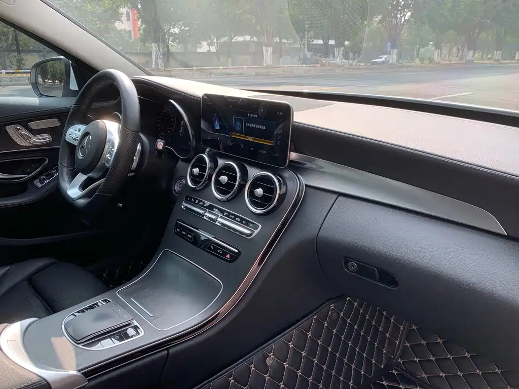 Mercedes-Benz C-Class 2020 — фото 28