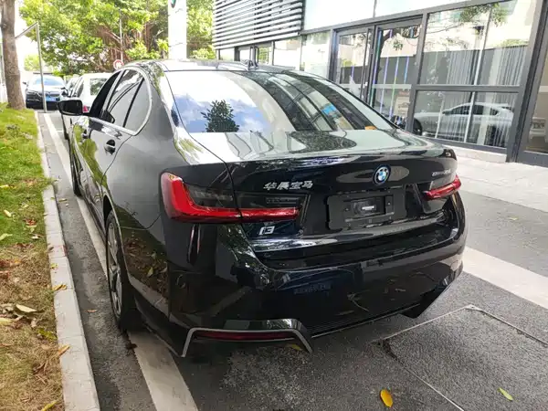 BMW i3 2023