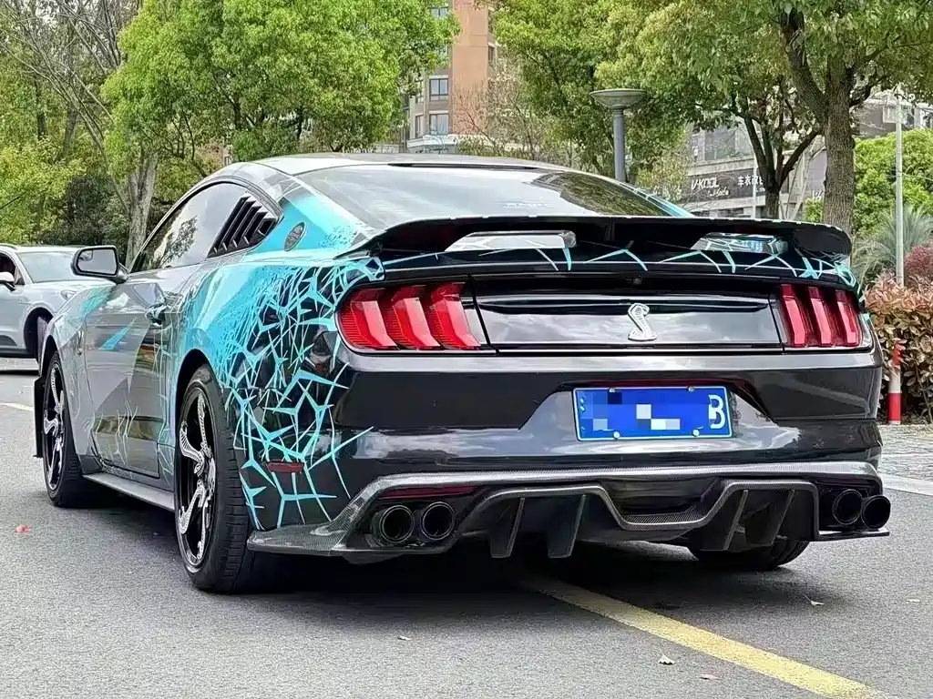 Ford Mustang 2017 — фото 9