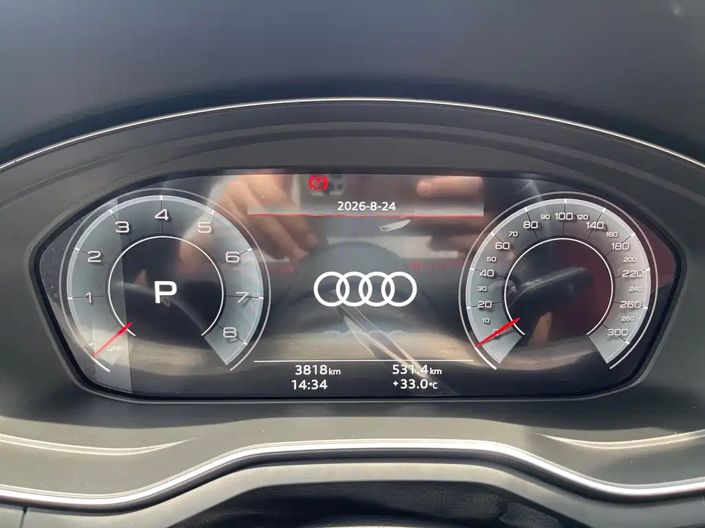 Audi A4L 2025 — фото 23