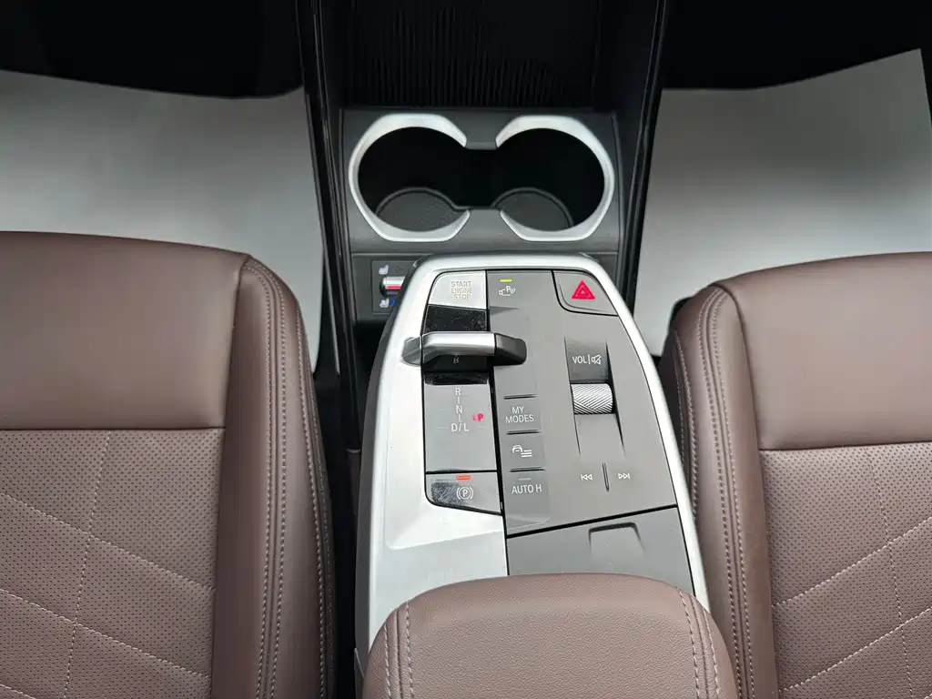 BMW X1 2023 — фото 19
