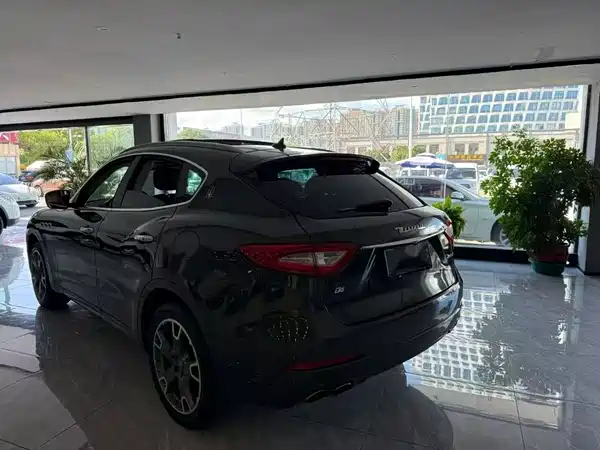 Maserati Levante 2017