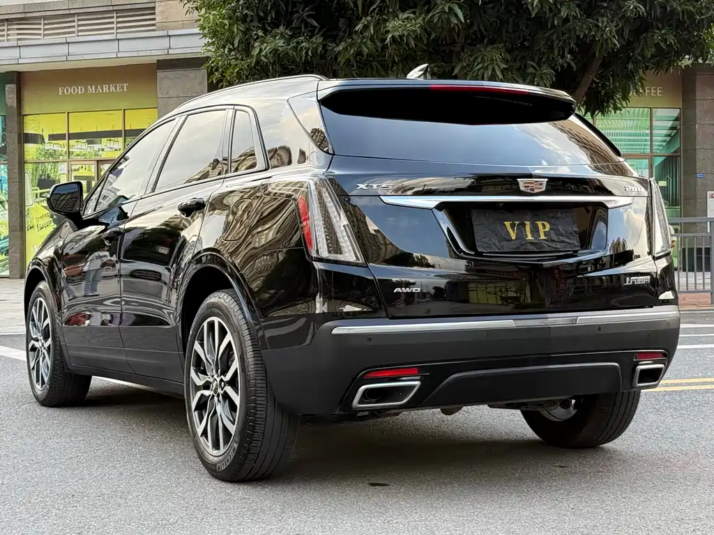 Cadillac XT5 2022 — фото 6