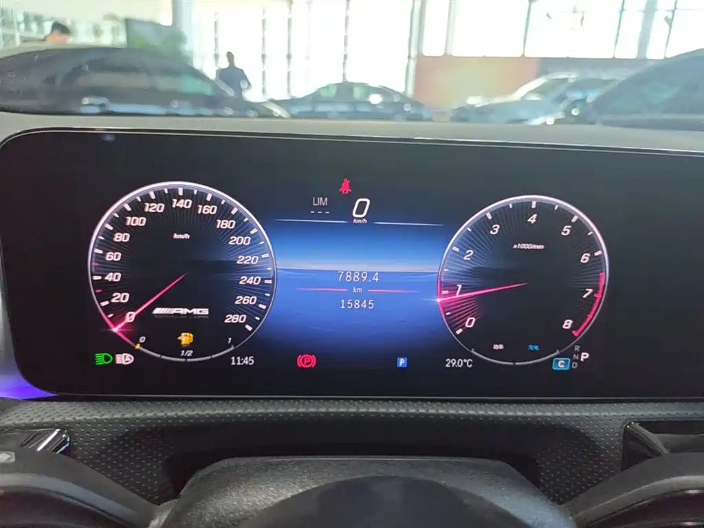 Mercedes-Benz A-Class AMG 2024 — фото 18