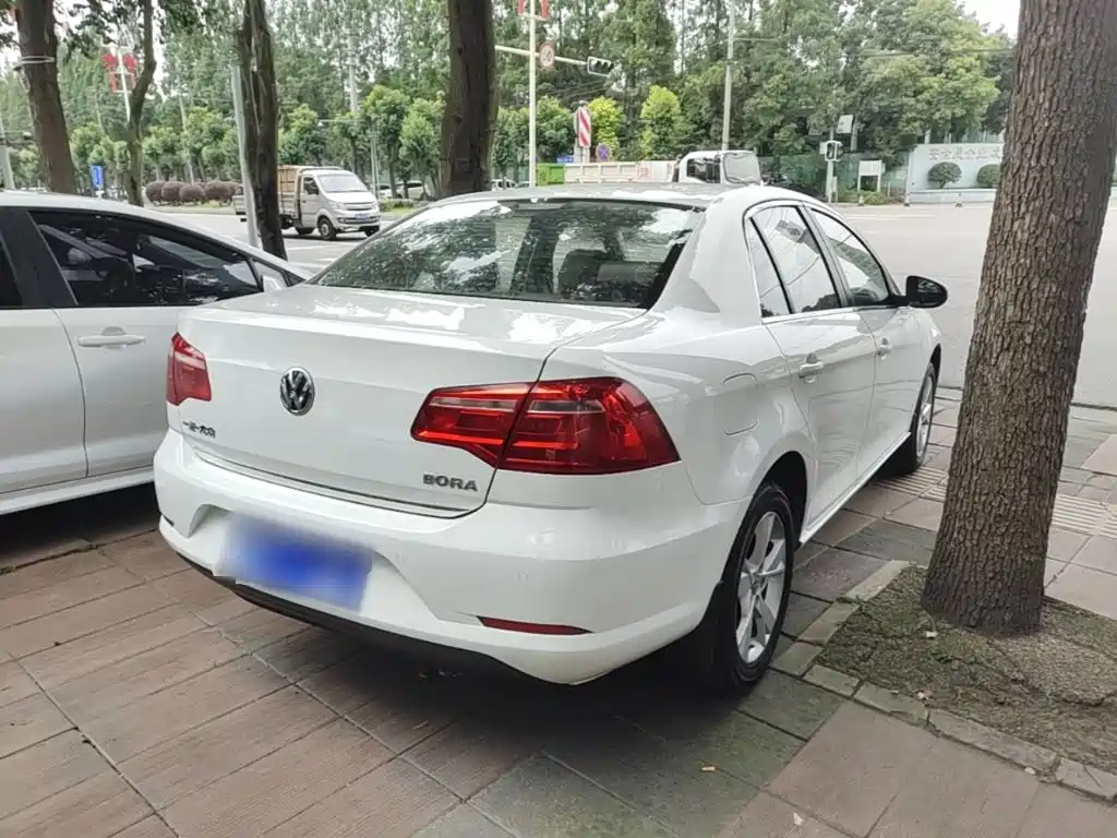 Volkswagen Bora 2014